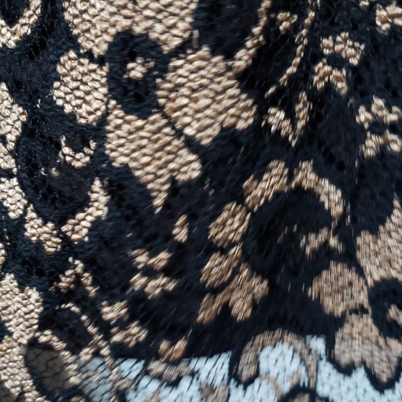 Dress - Picture 4 of 4